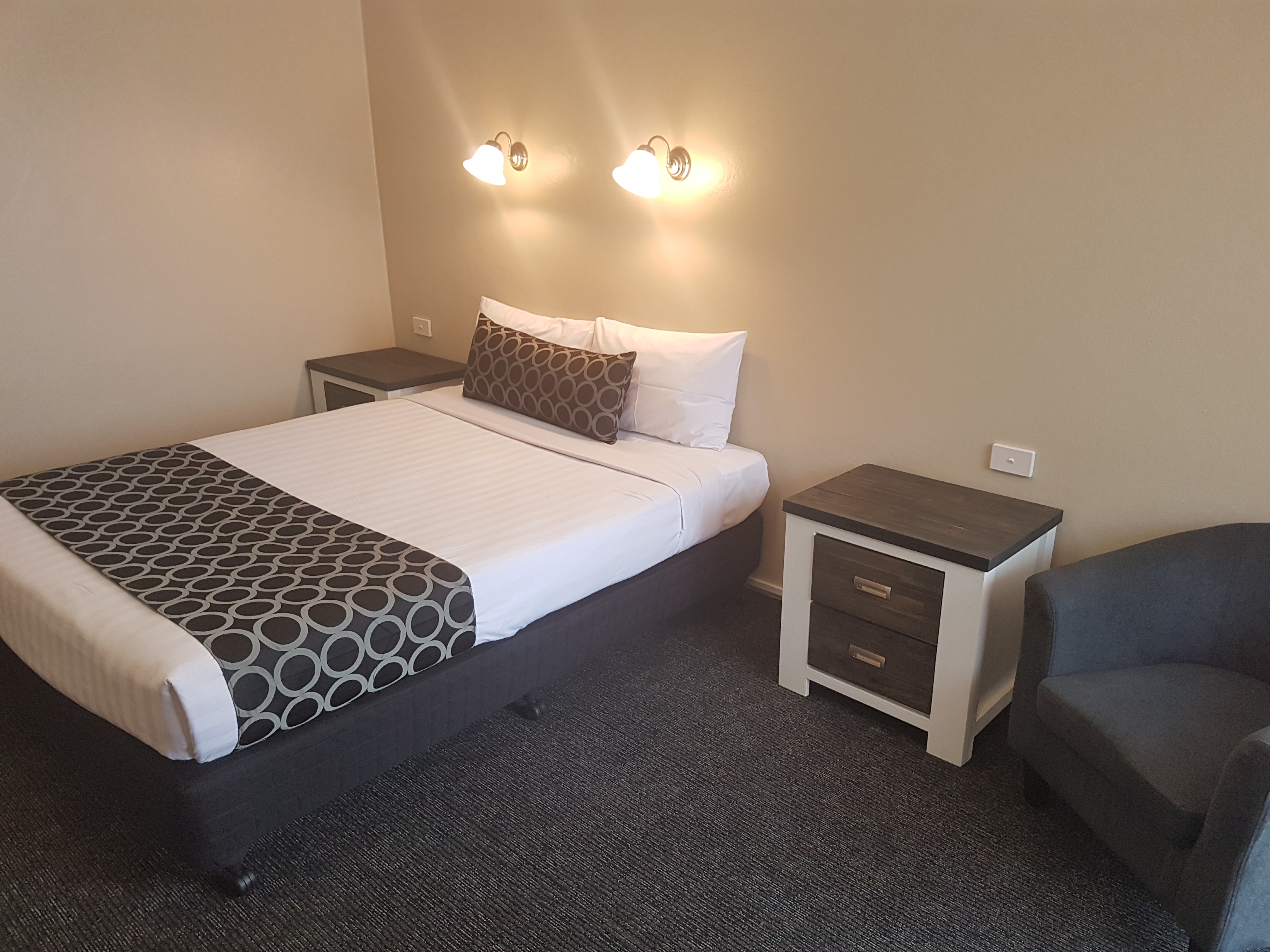 Superior Hotel Rooms Griffith NSW