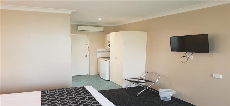 Superior Hotel Rooms Griffith NSW - Acacia Motel