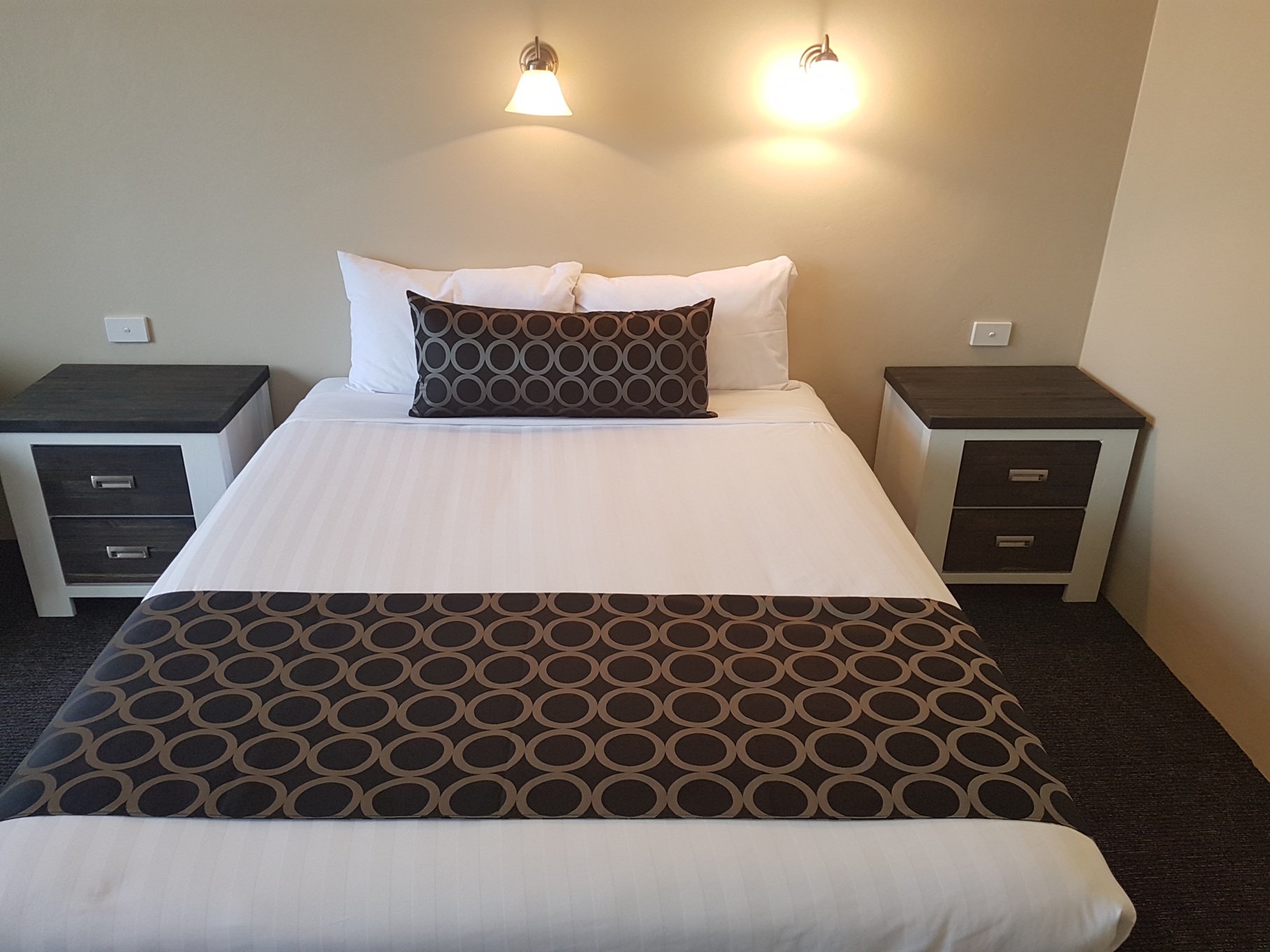 Superior Hotel Rooms Griffith